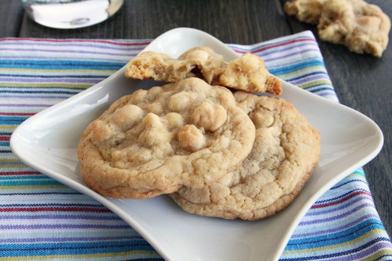 Ghirardelli White Chocolate Macadamia Cookie Recipe