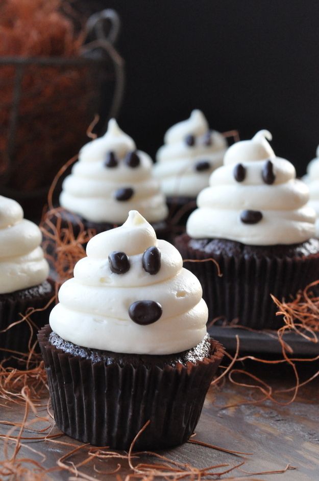Easy Halloween Cookies And Cupcakes