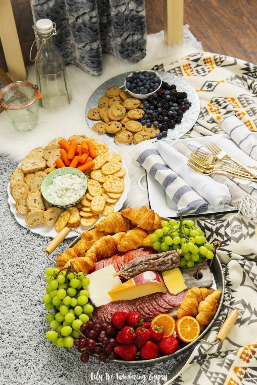 Indoor Picnic Ideas For Couples