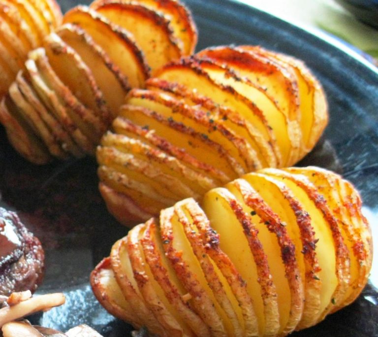 What To Put On Potatoes In The Oven