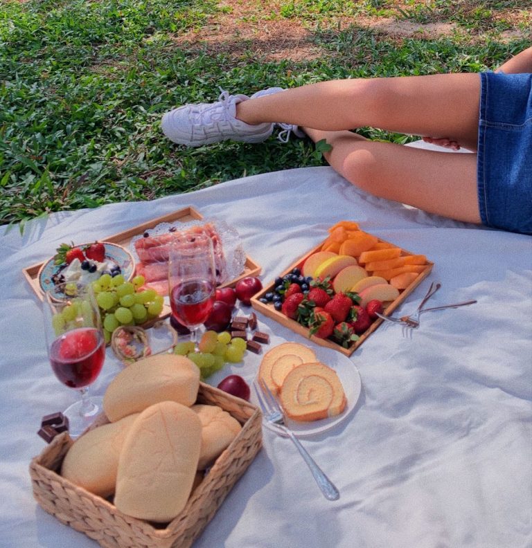 Indoor Picnic Food Ideas For Two