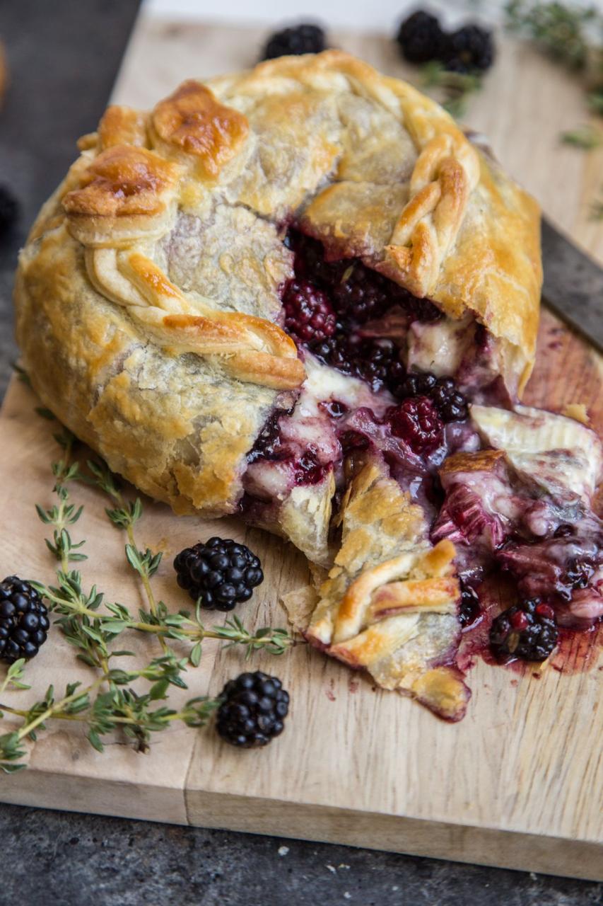 What To Put In Baked Brie