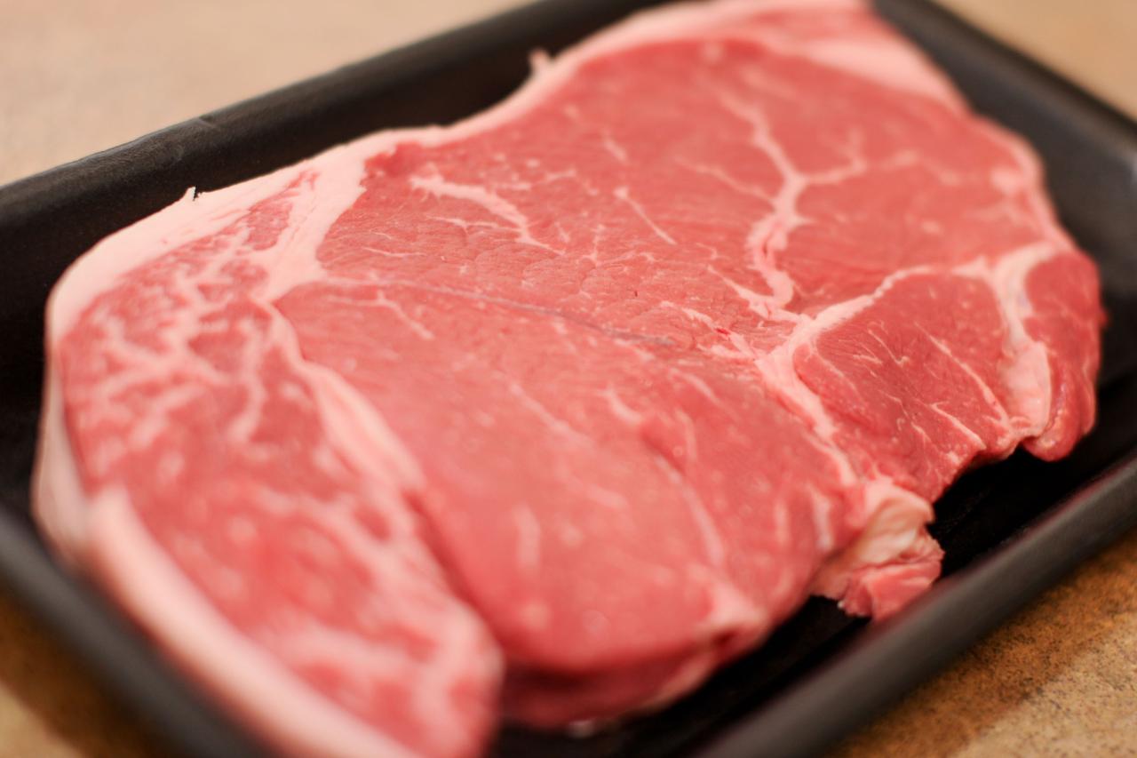 How To Cook A Boneless Beef Sirloin Tip Steak
