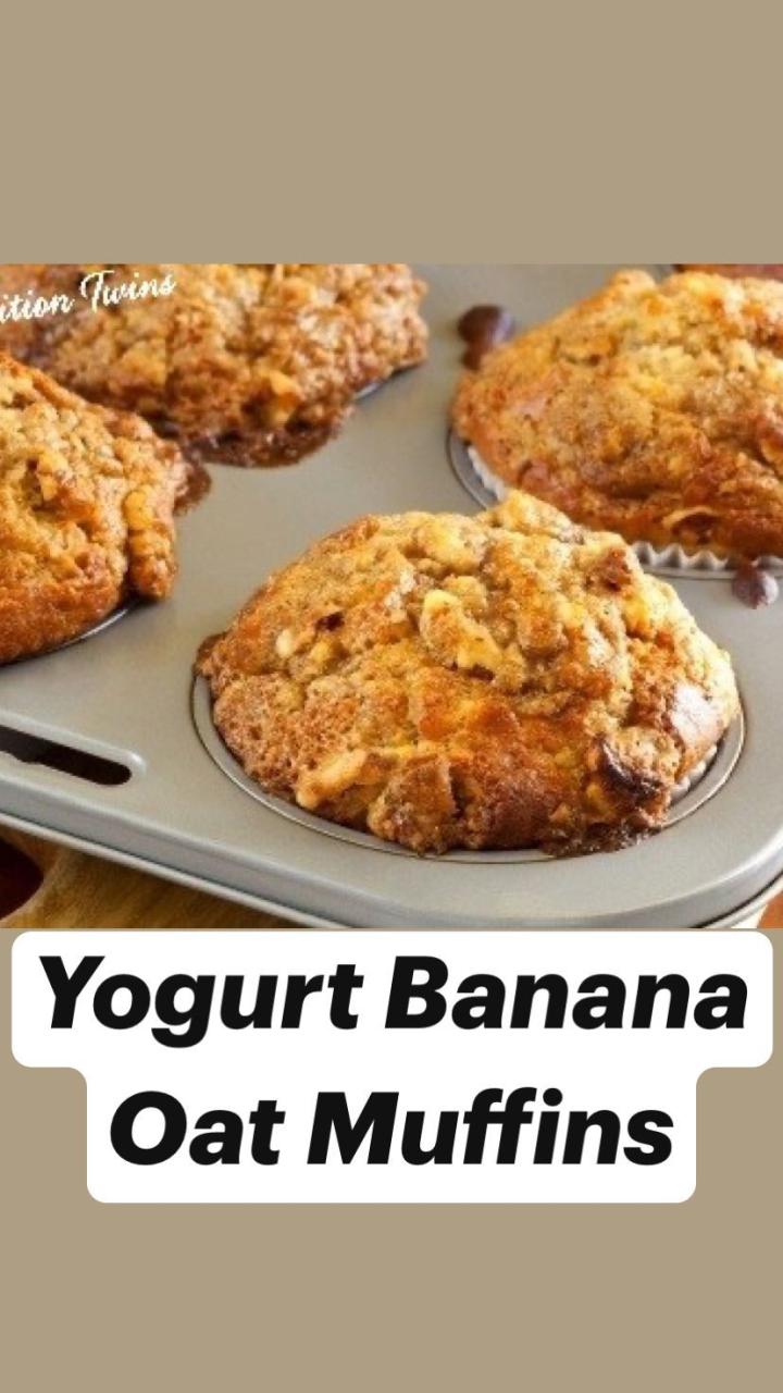 Healthy Breakfast Banana Oatmeal Muffins