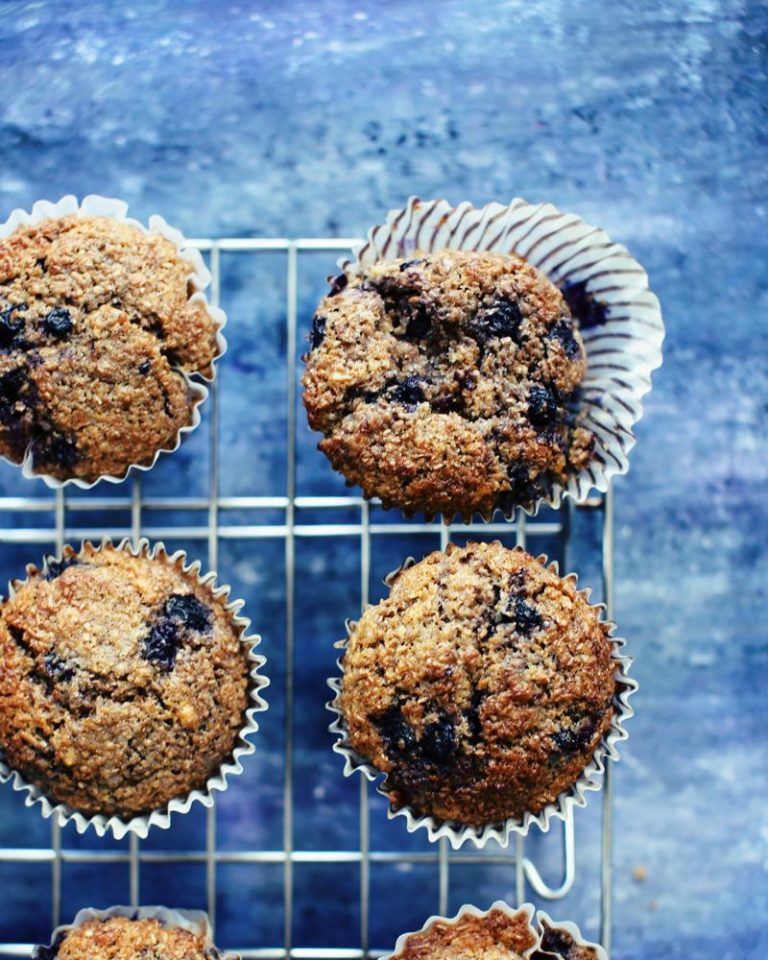 Healthy Blueberry Bran Muffins With Applesauce