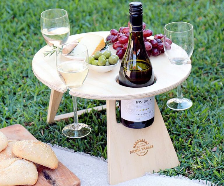 Picnic Drinks Table