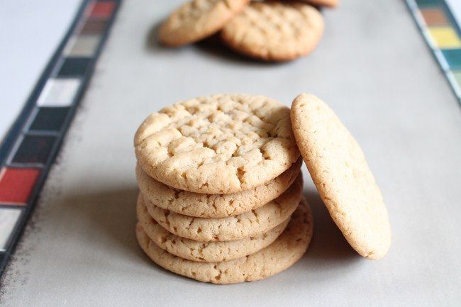 Easy Peanut Butter Cookies No Egg