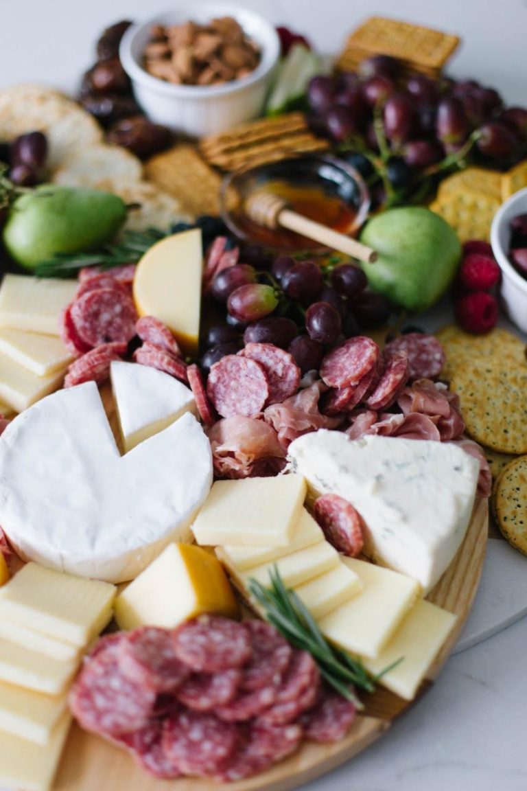 How To Make An Inexpensive Charcuterie Board