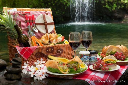 Romantic Picnic Lunch