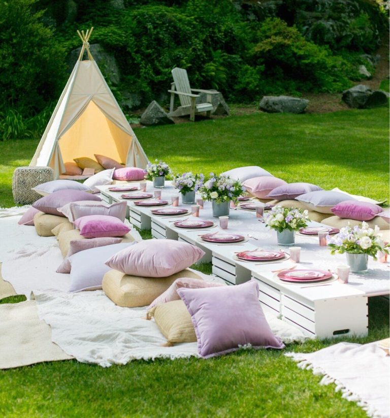 Outside Picnic Ideas