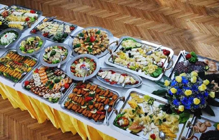 Lunch Ideas For Adults Party