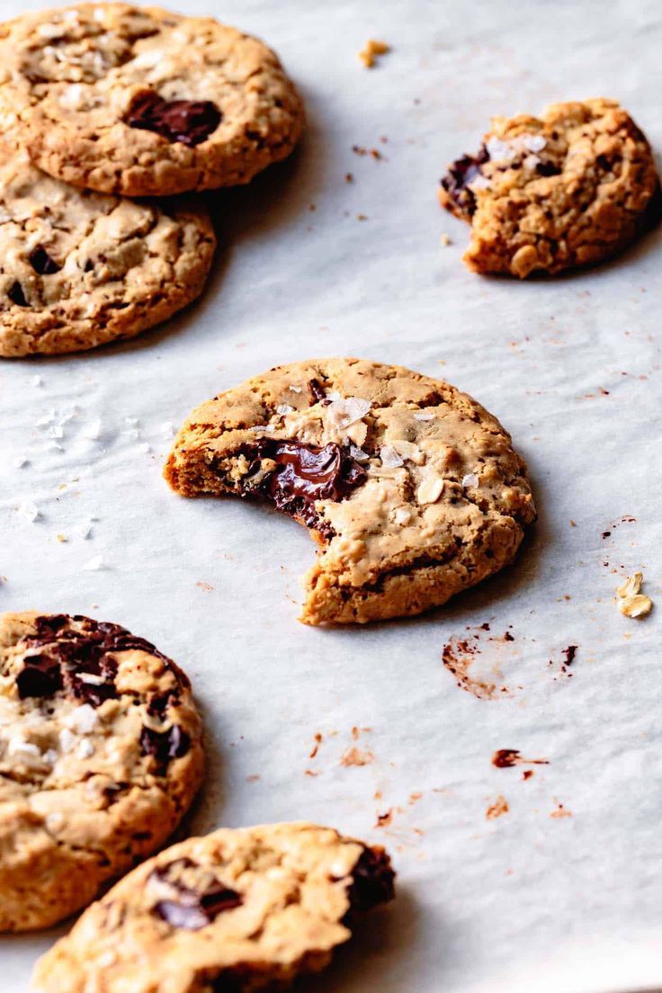 Vegan Oatmeal Chocolate Chip Cookies No Flour