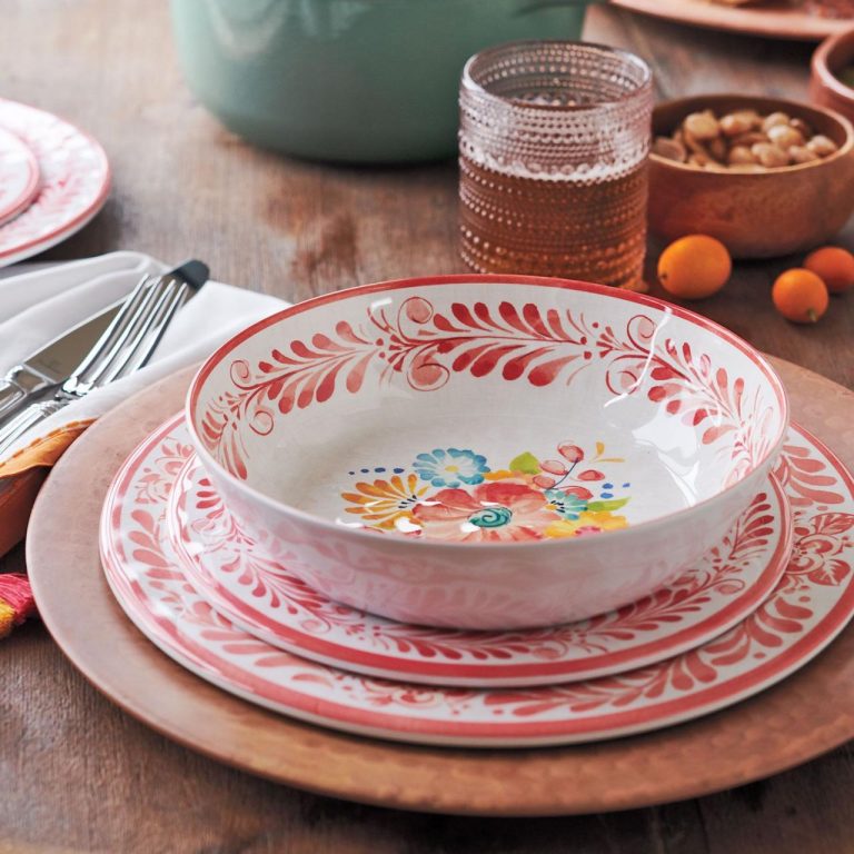 Picnic Dinnerware