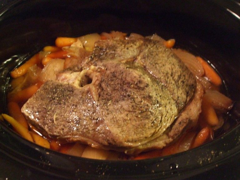 How To Cook A Sirloin Tip Roast In The Crockpot