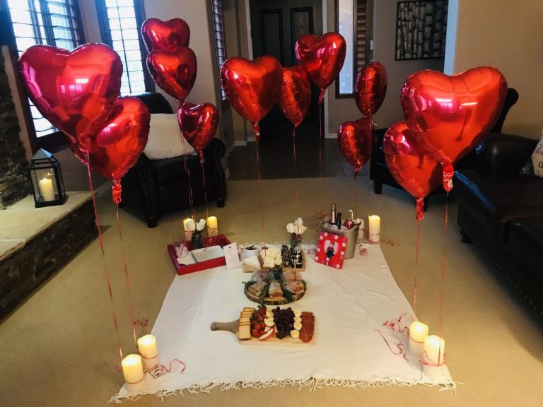 Romantic Picnic Ideas For Him At Home