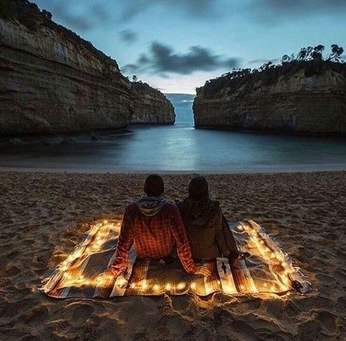 Romantic Evening Picnic Ideas